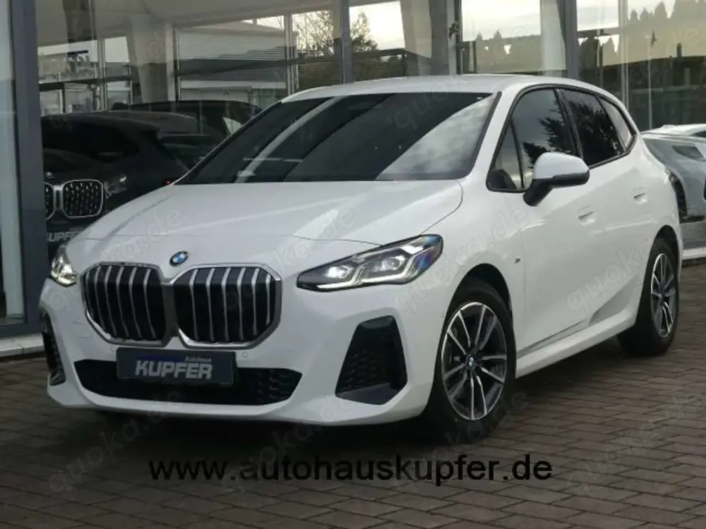 BMW 220 d M Sportp. AHK°Ad.LED*Keyleß