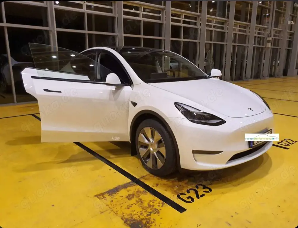 Tesla Model Y LR AWD Mwst. VAT Export mgl. Garantie bis 12/26