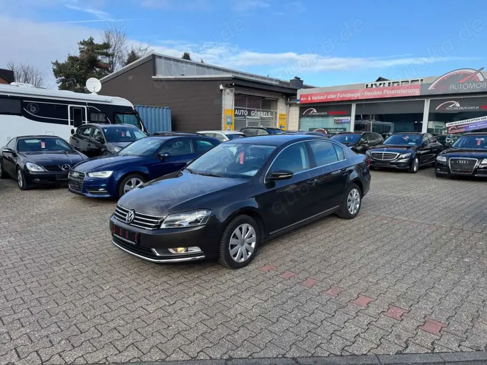 Volkswagen Passat Lim. Comfortline Navi PDC Tempo