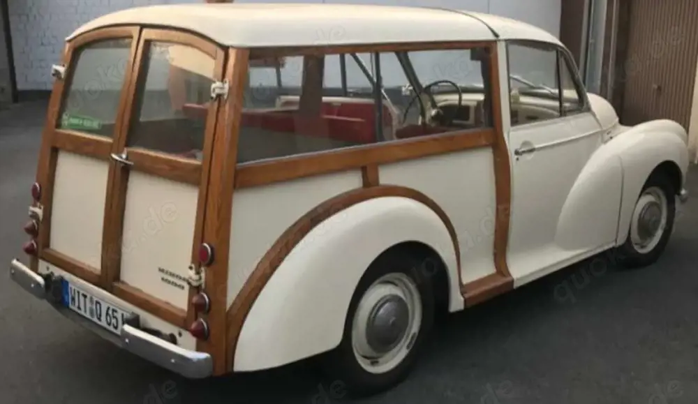 Oldtimer Morris Minor Traveller 1000