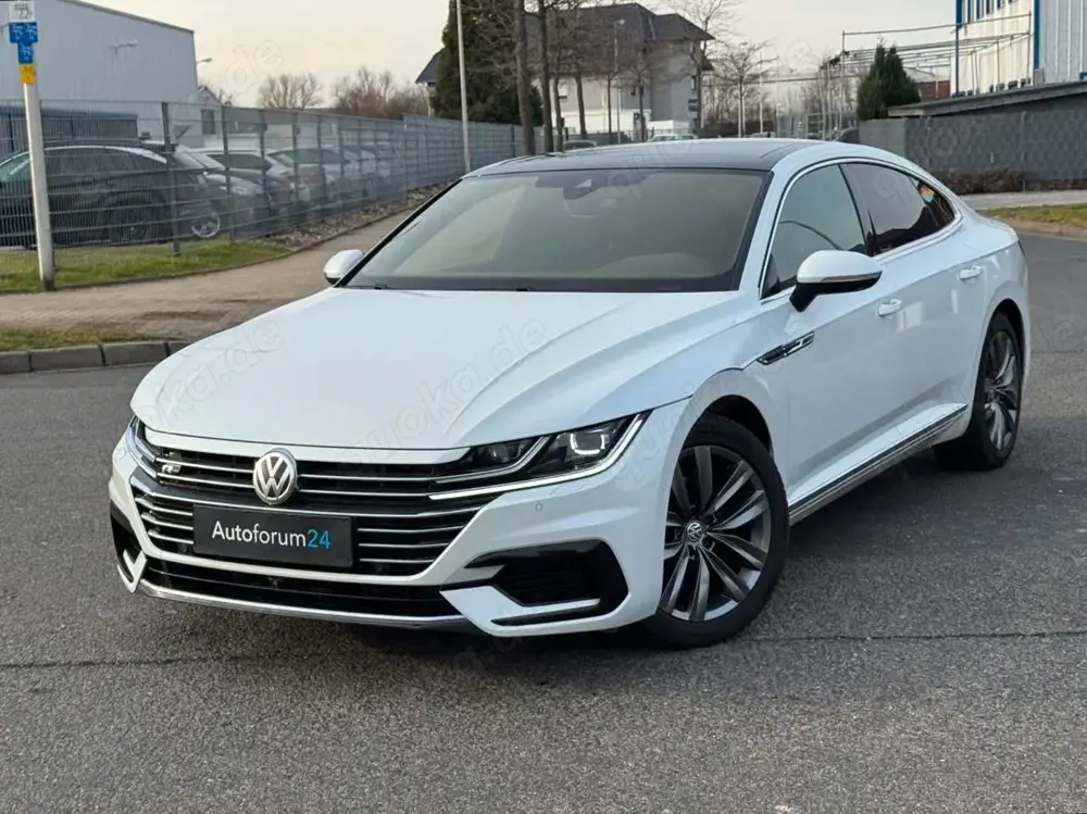 Volkswagen Arteon R-Line*Autom.*Navi*SHZ*PDC*