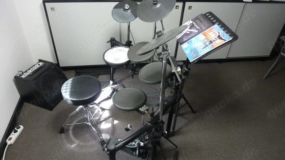 Roland Drumset TD4 inkl. Verstärker