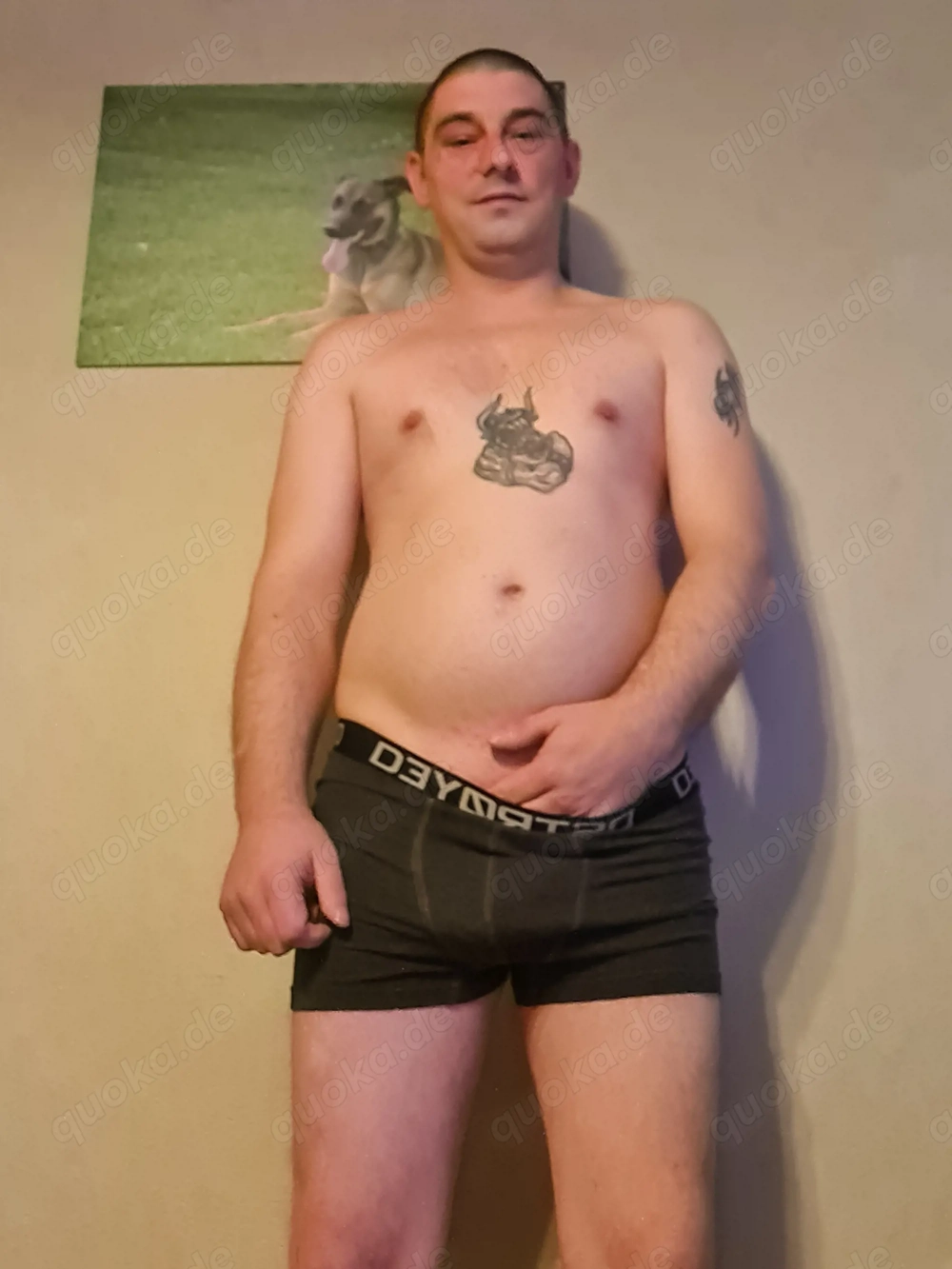 Nackt Putzen 
