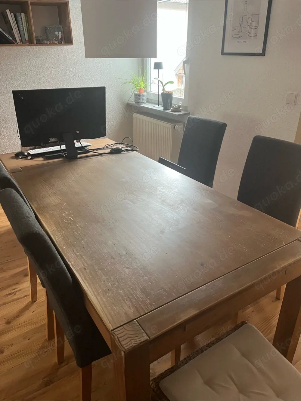 Esszimmertisch 