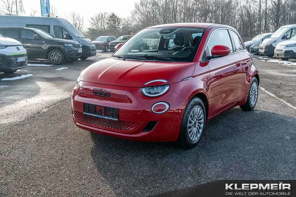 Fiat 500 (RED) MJ22