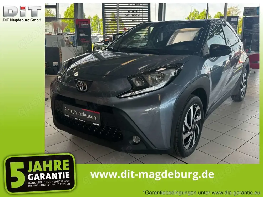 Toyota Aygo 1.0 Teamplayer ACC+Navi+SHZ+Fernlichtass.