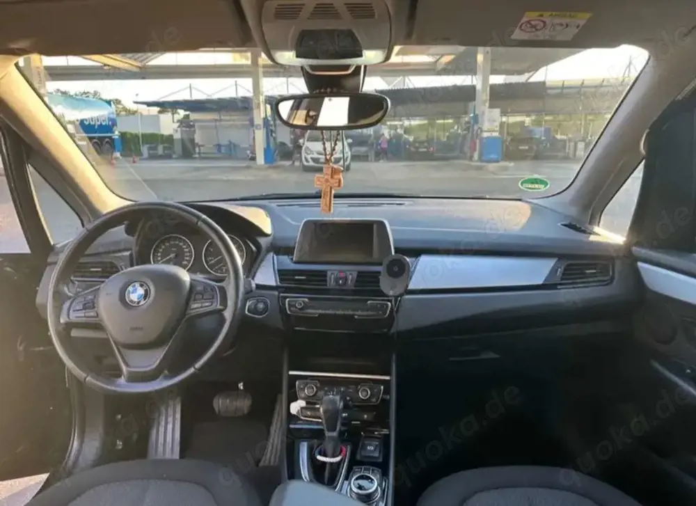 BMW 218 218 d Advantage