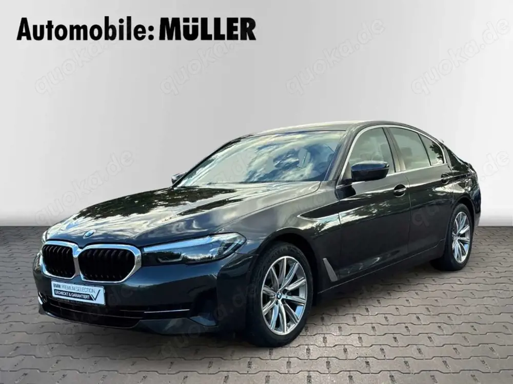 BMW 520 i Limousine Park-Assistent Navi Leder Digitales Co