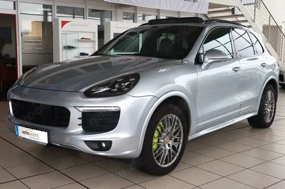 Porsche Cayenne S E-Hybrid Platinum Edition