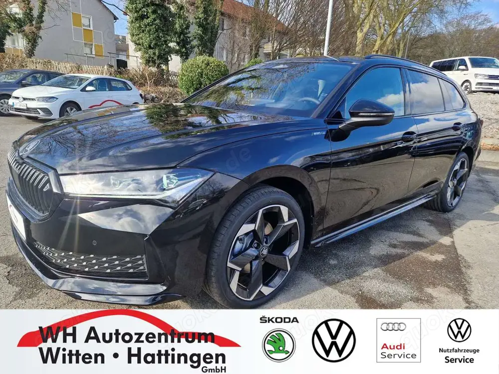 Skoda Superb Combi 1.5 TSI mHEV DSG Sportline NAVI AHK REARV...
