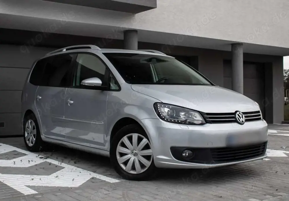 Volkswagen Touran 1.6 TDI DPF BlueMotion Technology DSG Comfortline