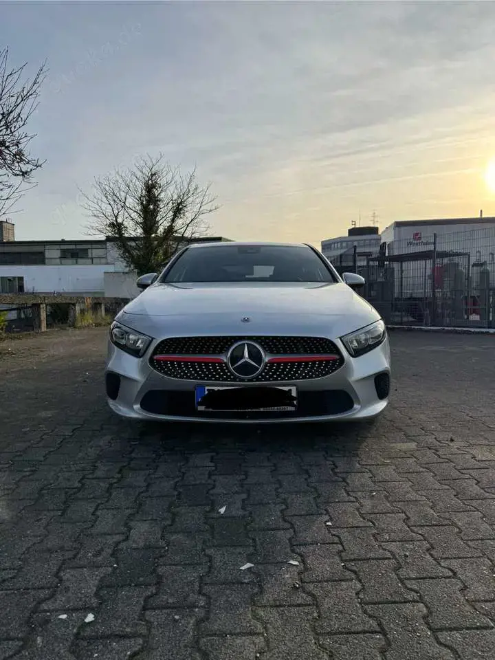 Mercedes-Benz A 220 A 220 (177.044)