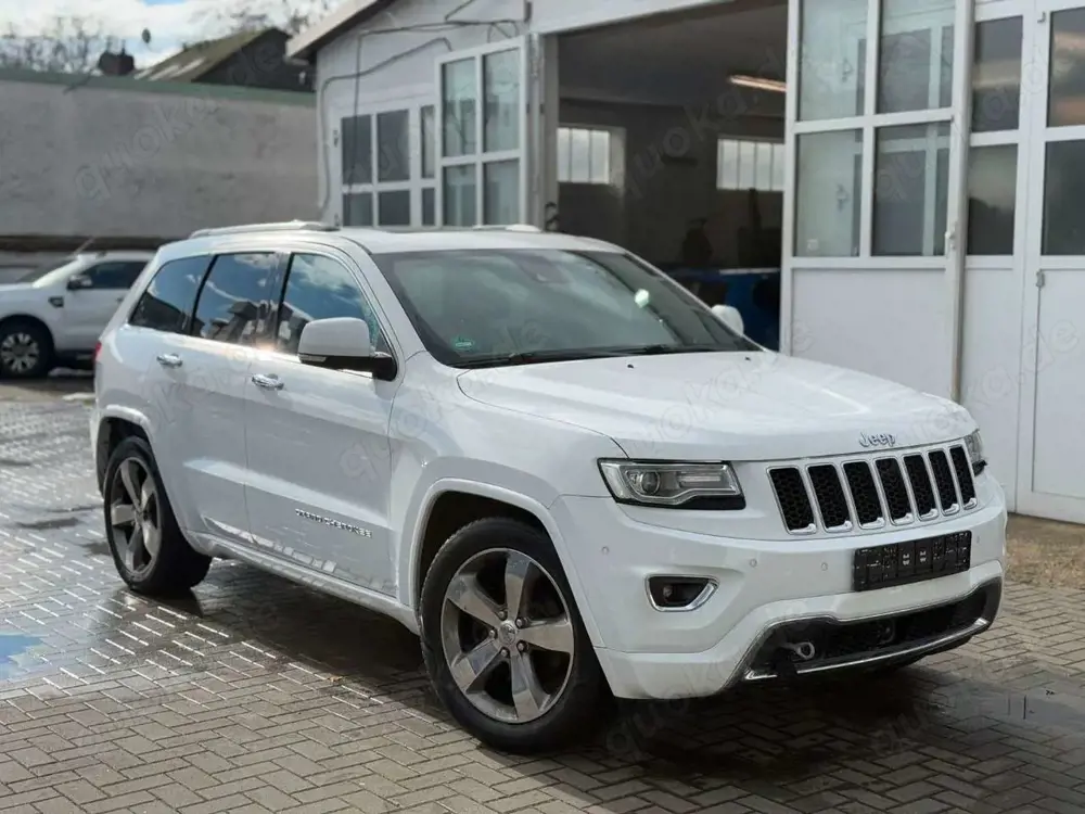 Jeep Grand Cherokee 3.0 CRD Overland MOTORSCHADEN