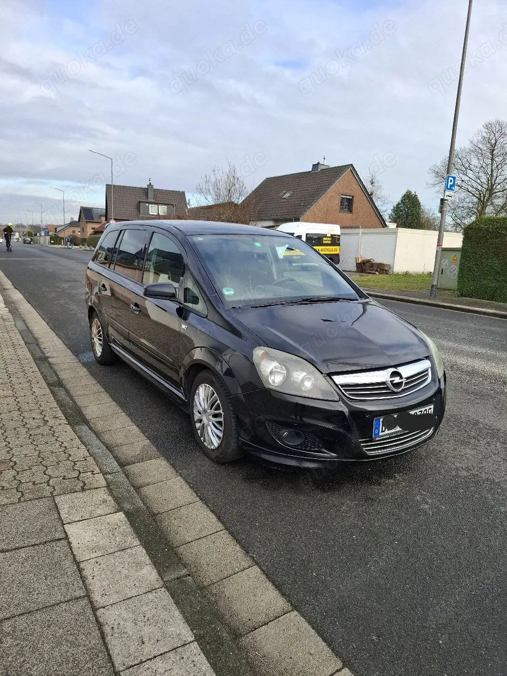 Opel Zafira B Sport 1.9 CDTI 150 PS 7-Sitzer | TÜV 05 27