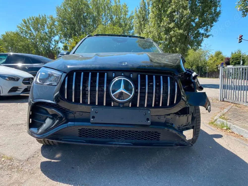 Mercedes-Benz GLE 53 AMG 4M+/Pano/Air/Dynamic+/22"/RideControl