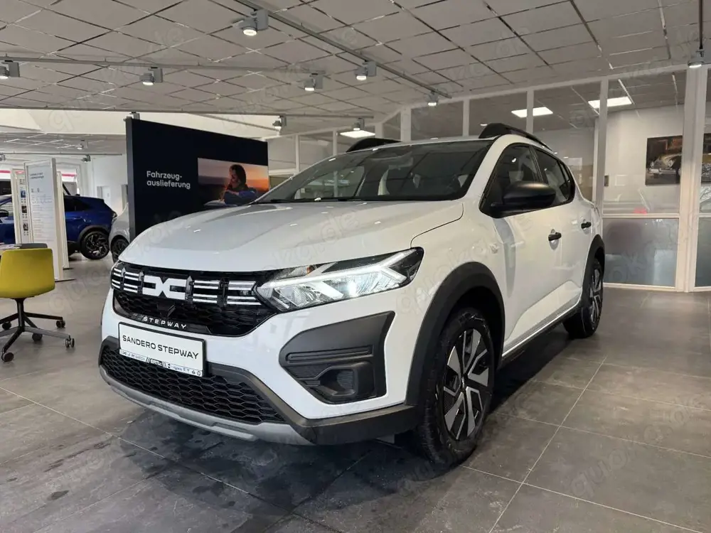 Dacia Sandero Stepway Essential TCe 90