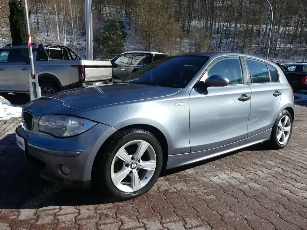 BMW 118 i*Automatik*Klimaauto*PDC*AHK