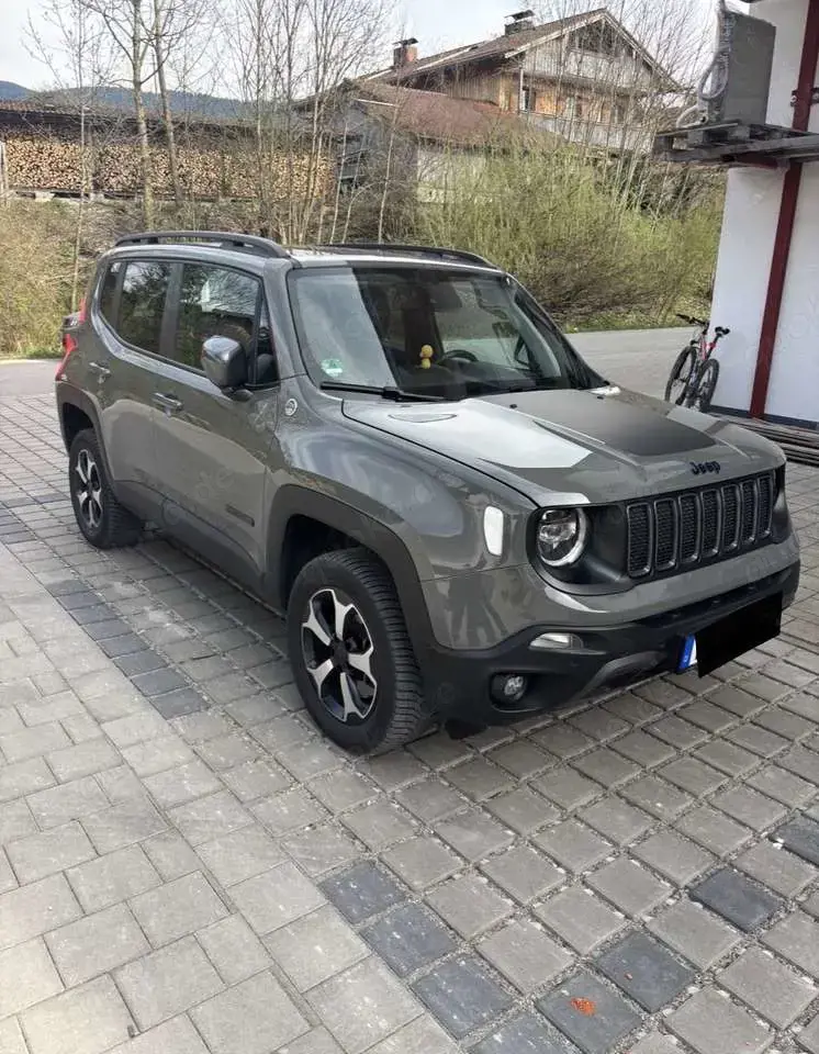 Jeep Renegade Trailhawk Plug-In-Hybrid 4xe