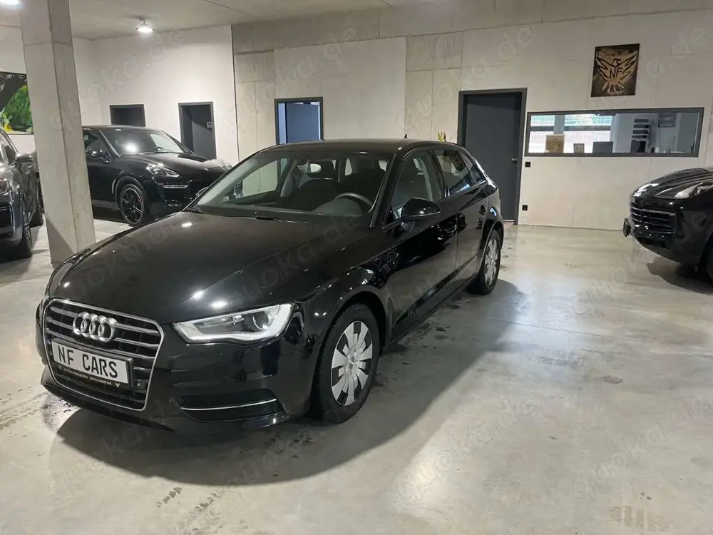 Audi A3 Sportback attraction Navi Xenon 1.HAND SHZ