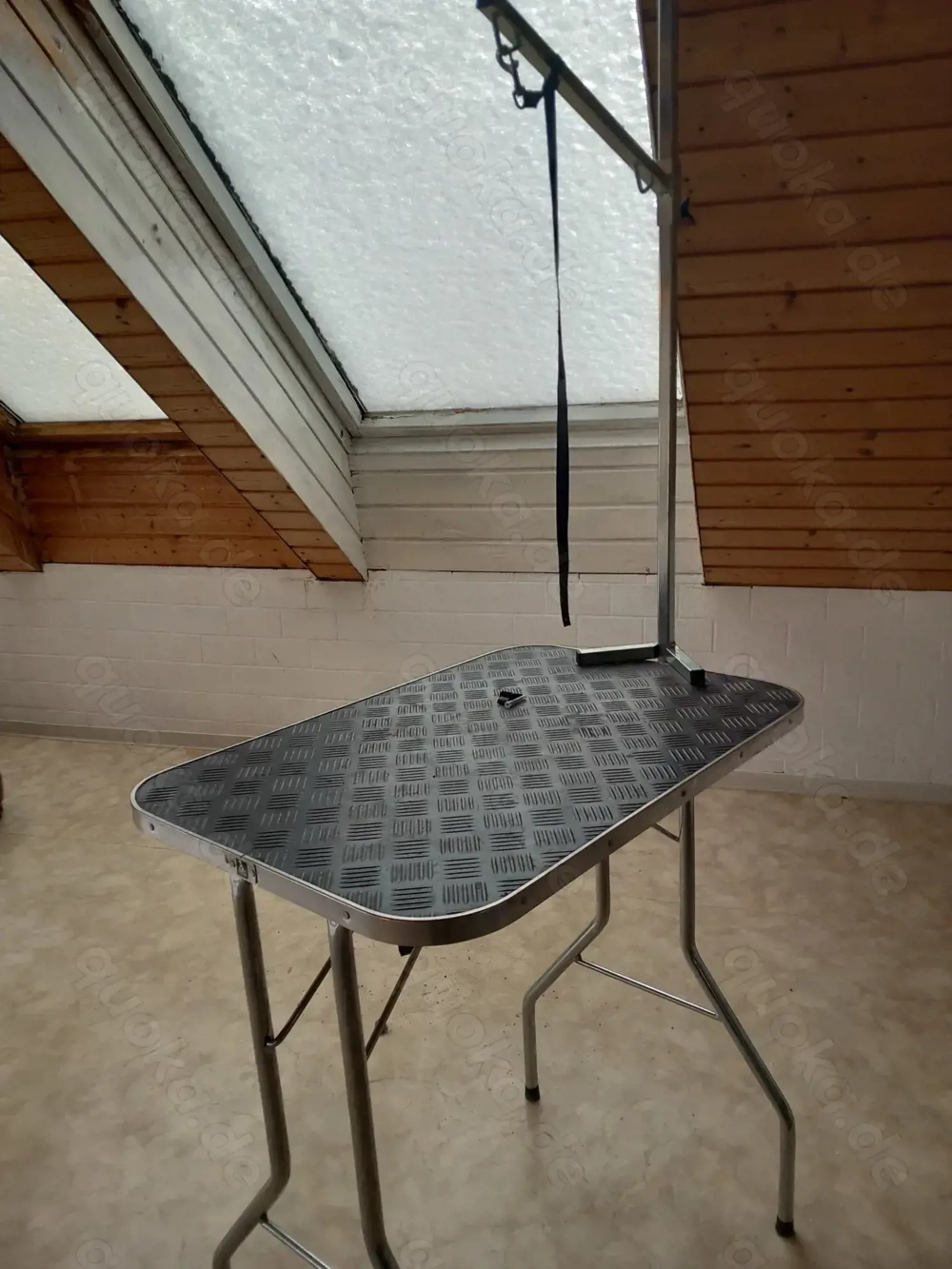 Hunde und Katzentrimmtisch mit  Galgen 