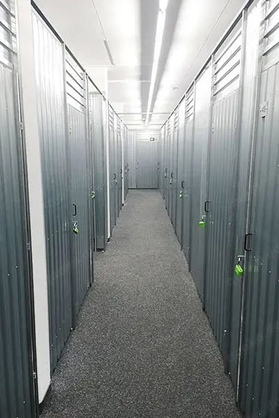 Lagerabteil Lagerraum Kellerraum Selstorage in Elmshorn mieten "yourstorebox.com"