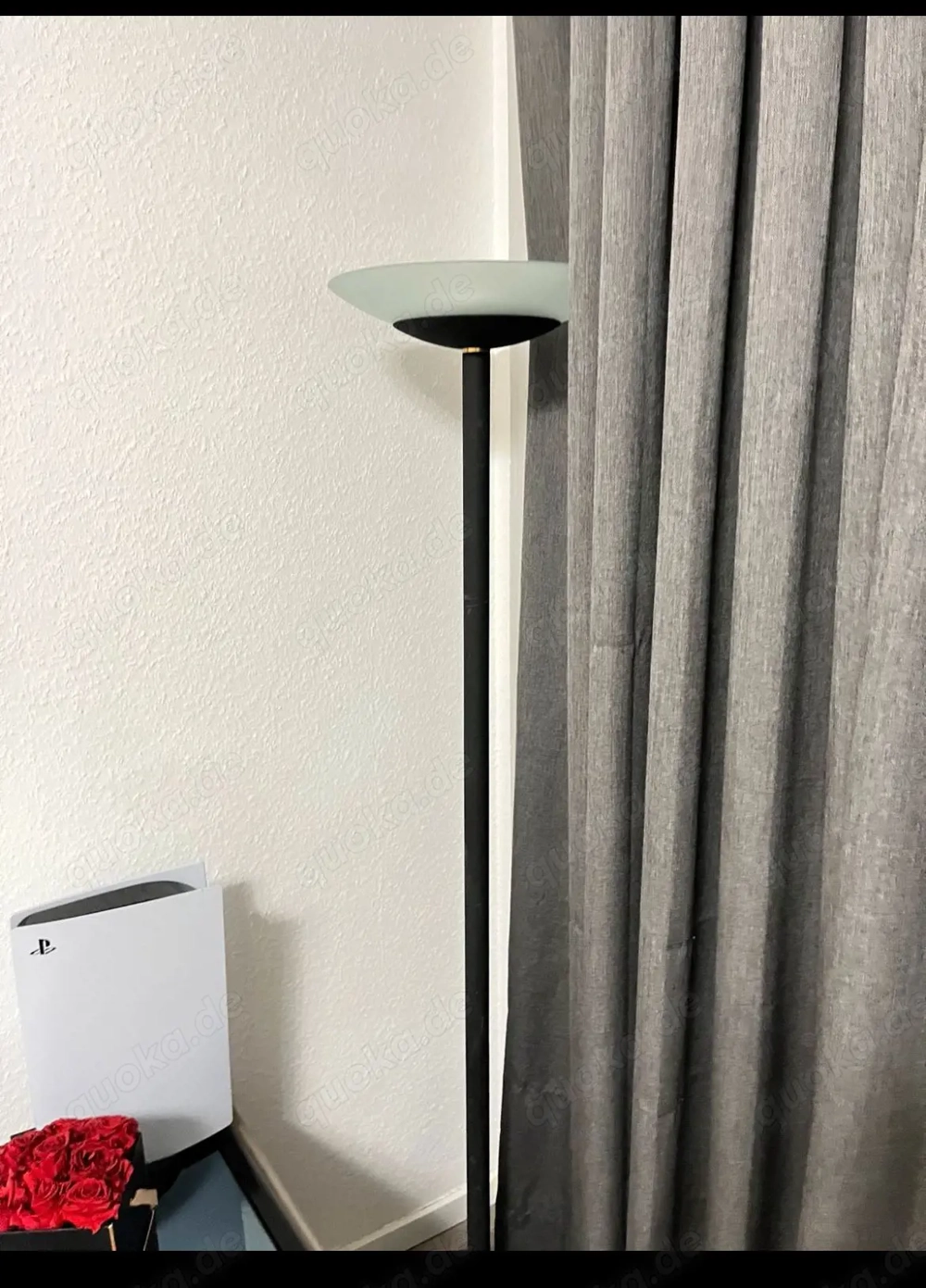 Stehlampe schwarz