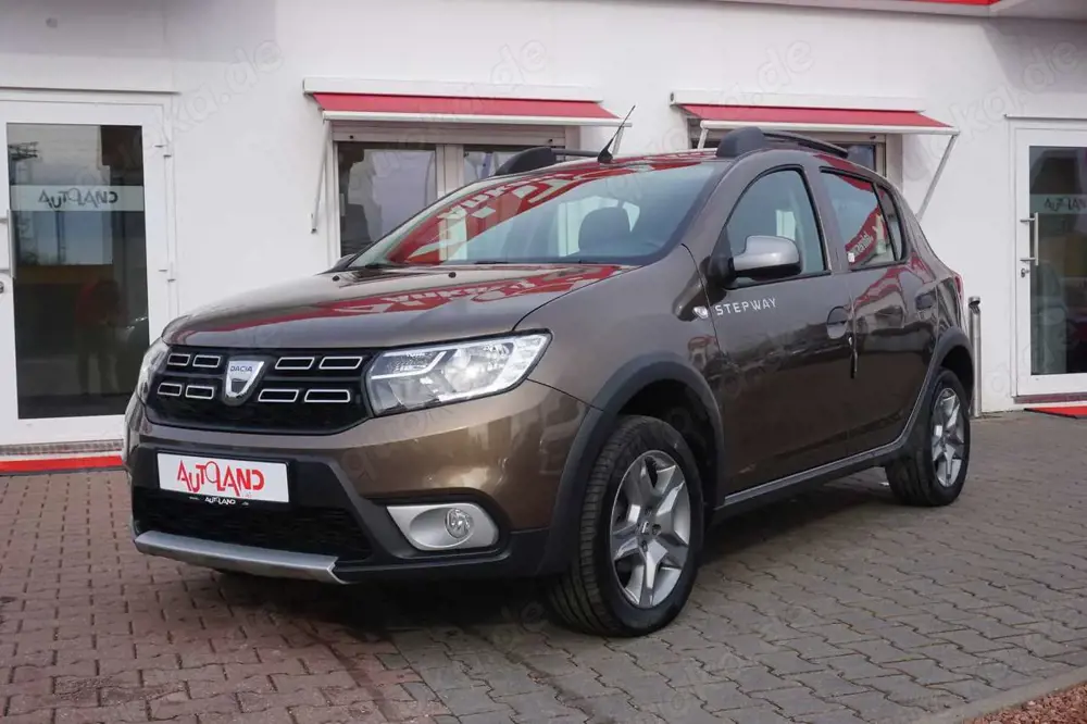 Dacia Sandero Stepway Prestige Navi AHK Leder DAB PDC