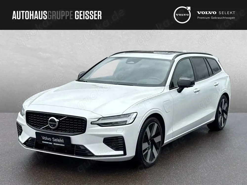 Volvo V60 T8 AWD Recharge Ultra Dark AHK ACC BLIS HUD