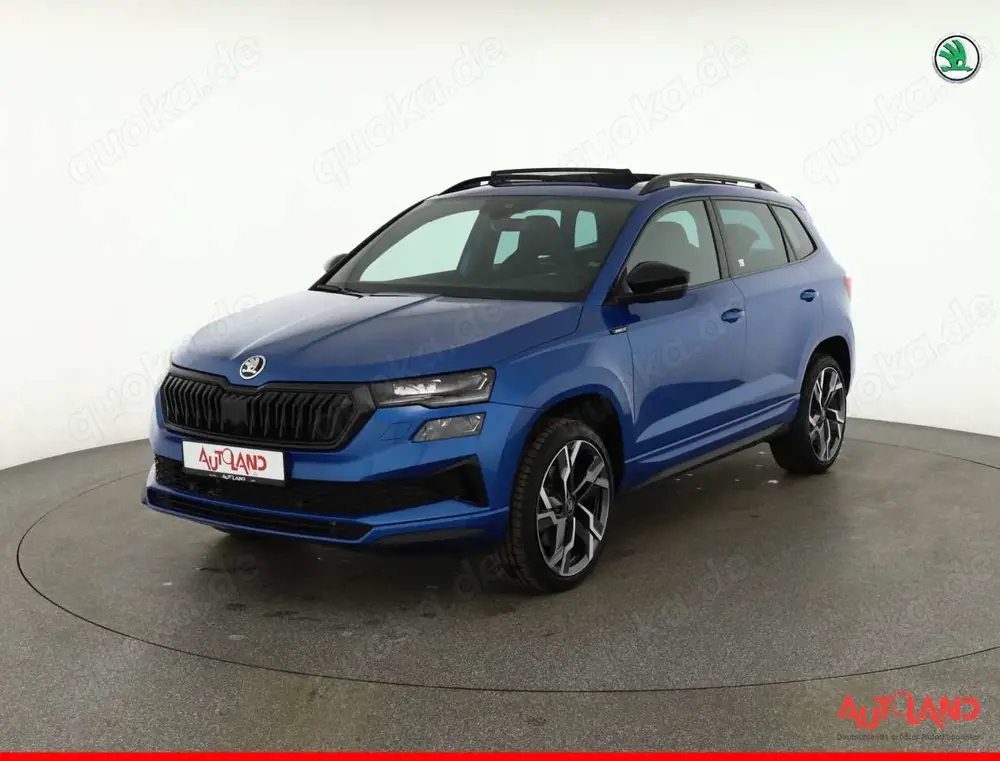 Skoda Karoq Sportline 1.5 TSI DSG Matrix ACC AHK Pano