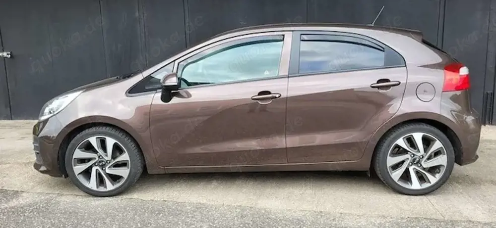 Kia Rio Autom, 8Reifen, Vollausstattung, Navi, Scheckheft