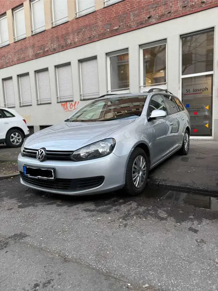 Volkswagen Golf Variant 1.6 TDI DPF BlueMotion Technology DSG MATCH