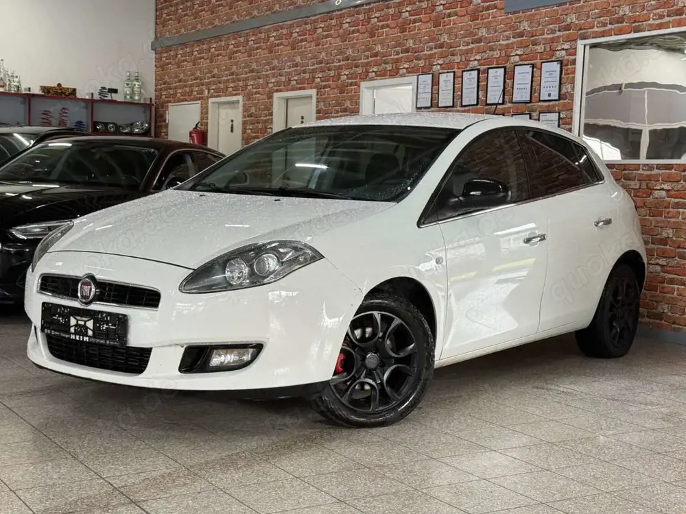 Fiat Bravo 1.6 16V Multijet Street-Leder-Alu-PDC