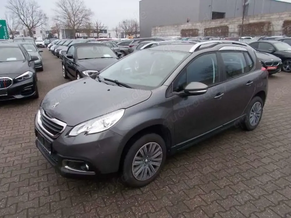 Peugeot 2008 Active, Navi, Klima, PDc, Tempomat