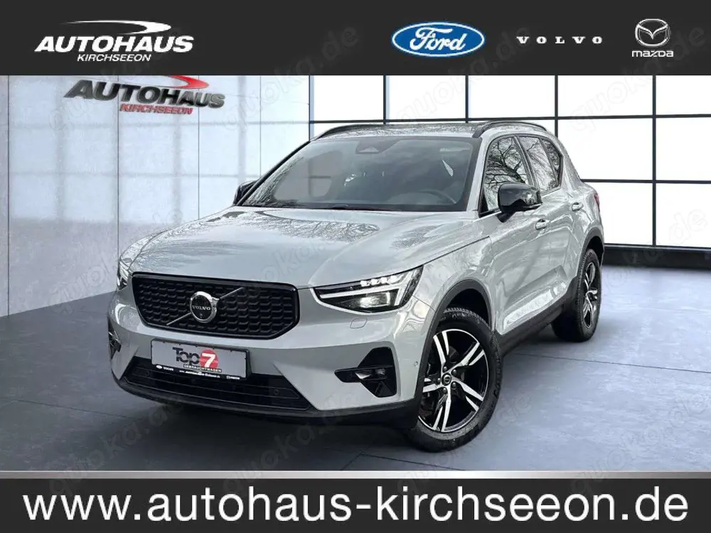 Volvo XC40 B4 (Benzin) Plus Dark 2WD Automatik Bluetooth