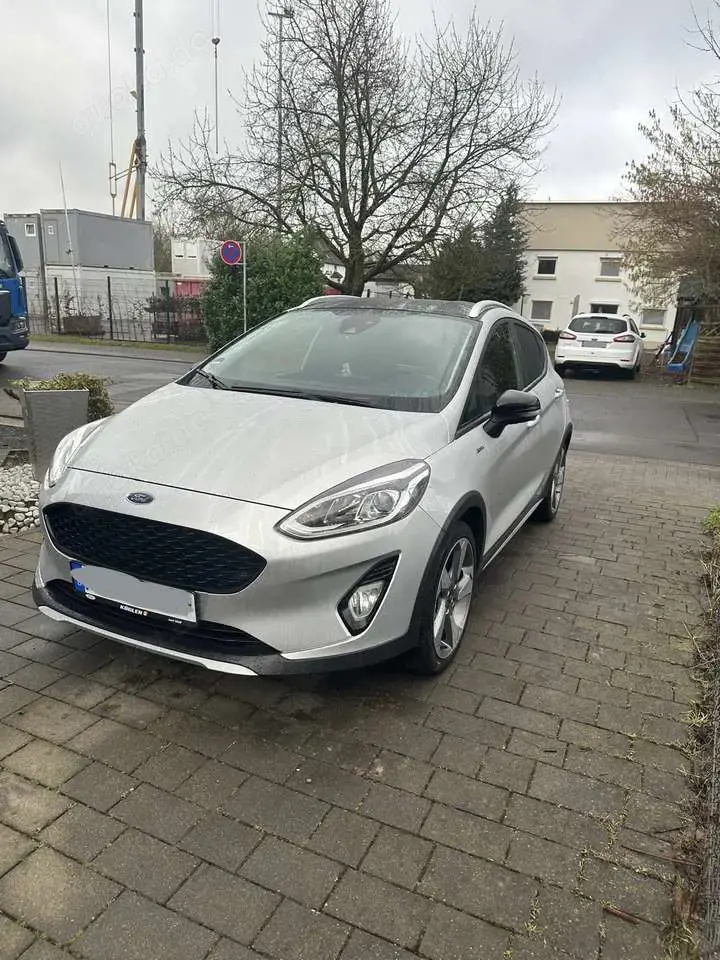 Ford Fiesta Active • Aut. • WinterEasy • 10 Jahre Garantie