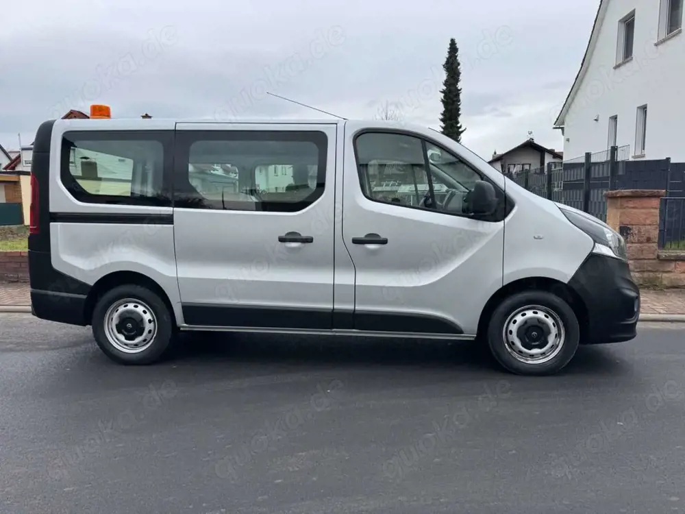 Opel Vivaro B L1H1 2,9t 1Hand+Fenster+Standheizung
