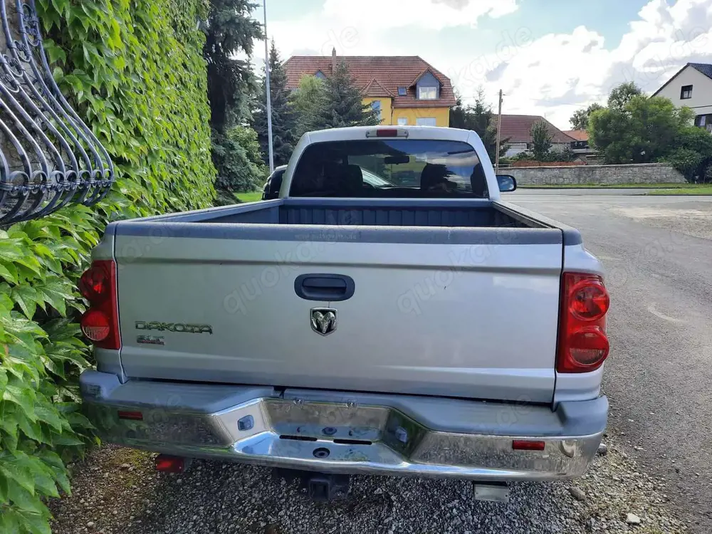 Dodge Dakota SLT