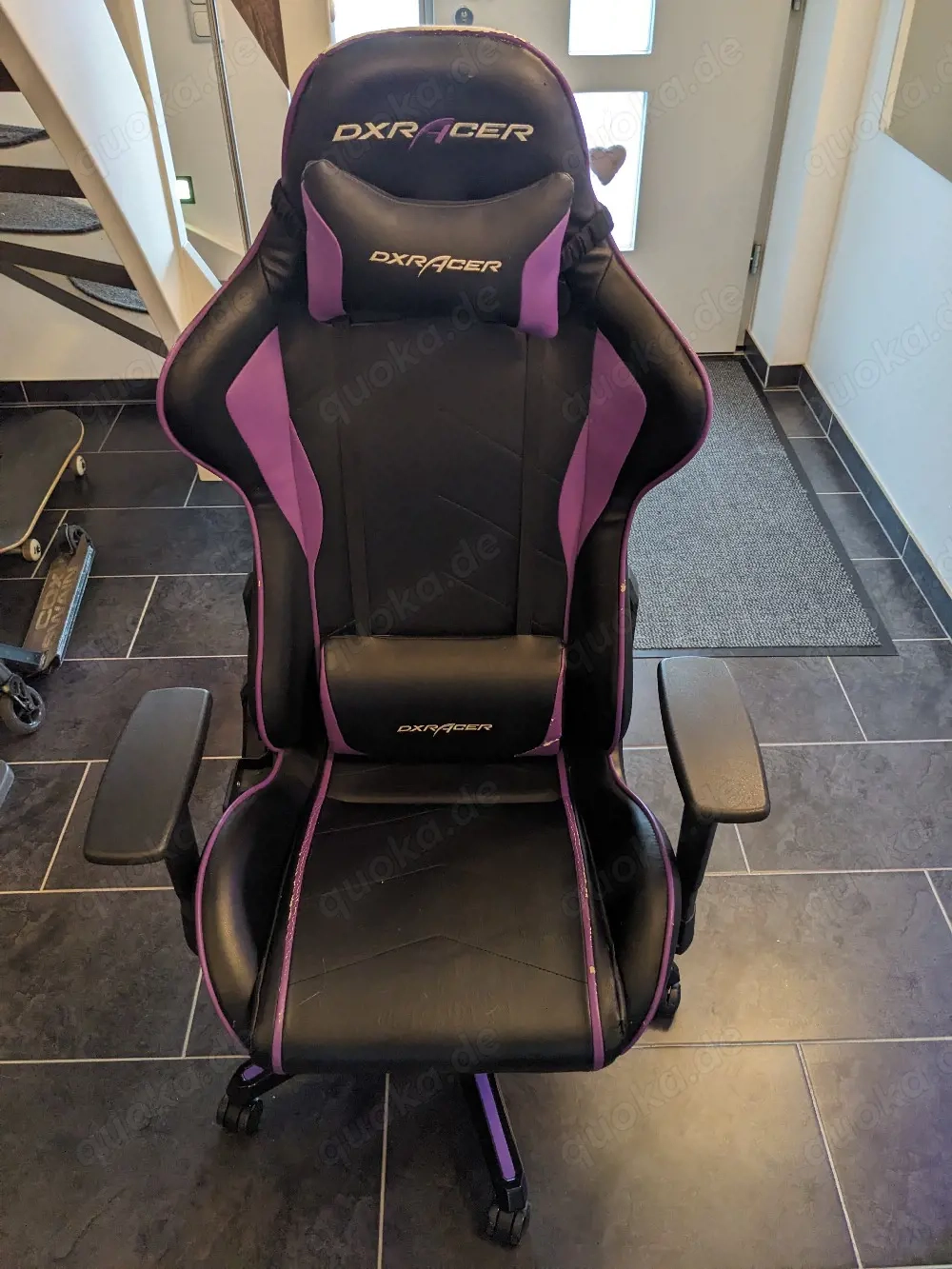 DX Racer Gaming Stuhl zu verschenken 