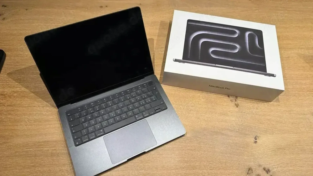 MacBook Pro 14" M4 Max