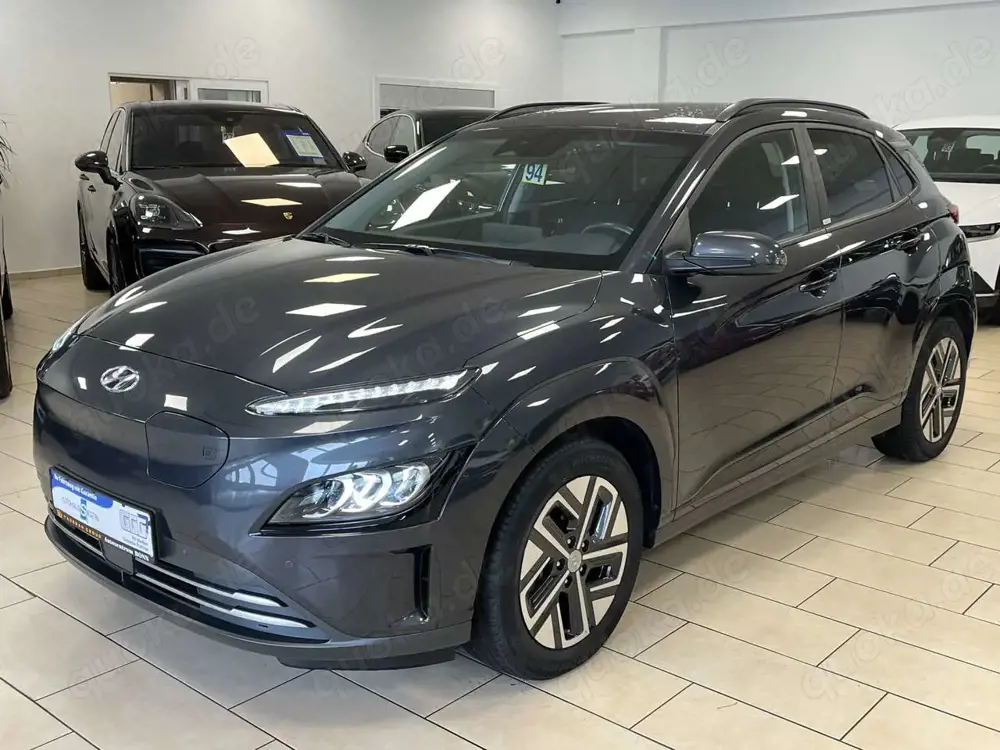 Hyundai KONA Trend 2WD*ACC*R-Cam*Navi*CarPlay*SHZ*LED*1H