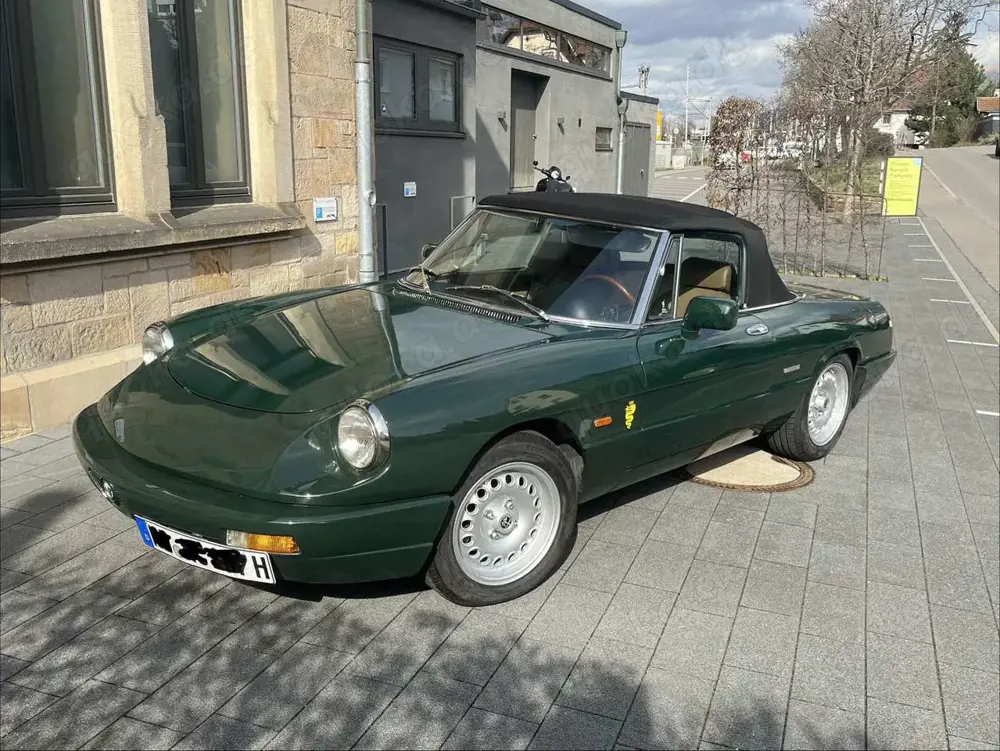Alfa Romeo Spider 2.0