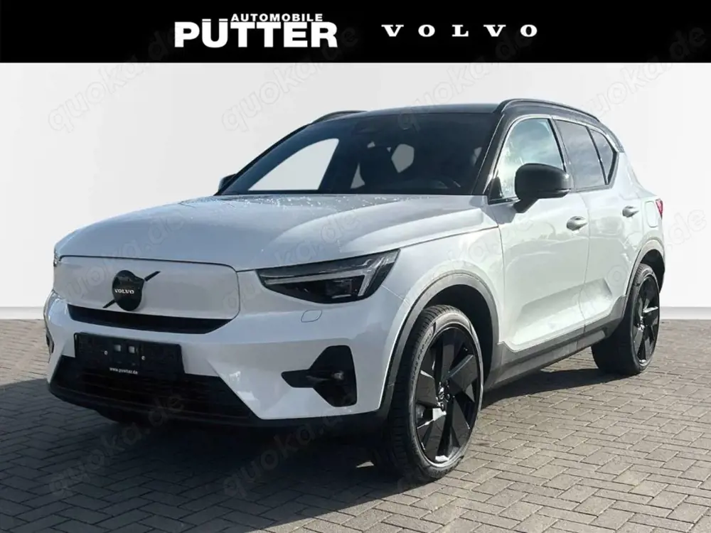 Volvo EX40 Single Motor Extended Range RWD Plus Black Edition