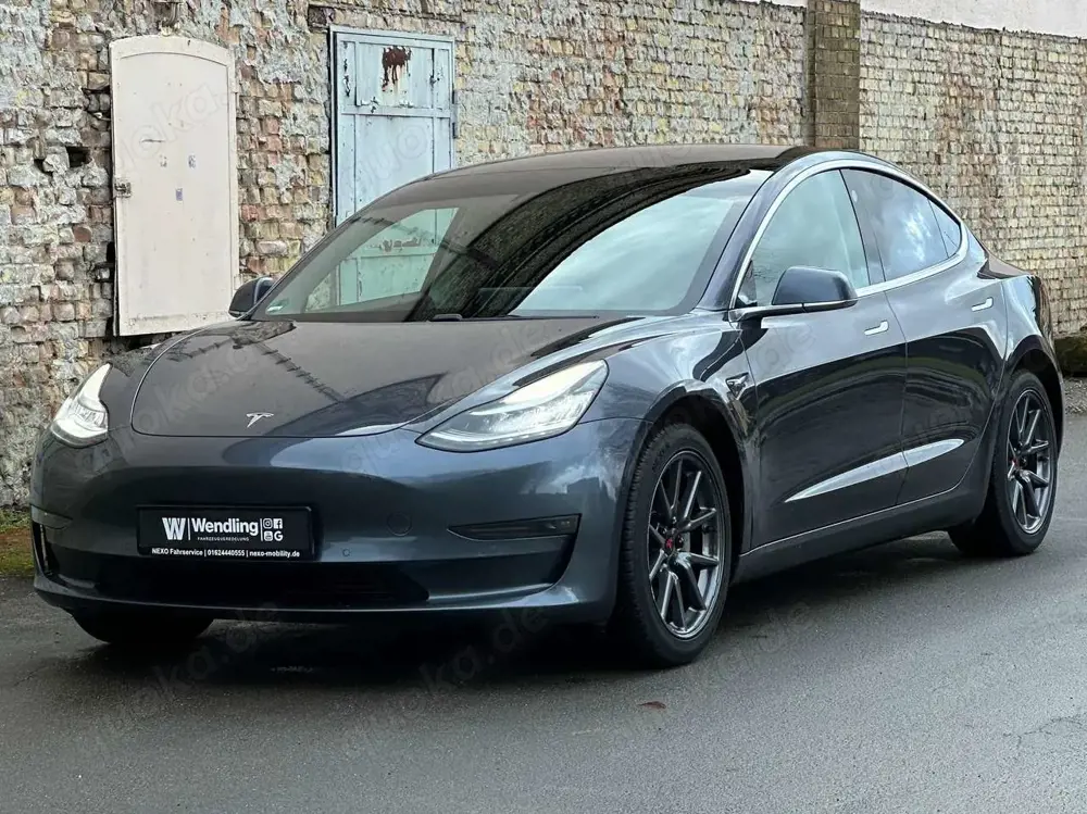 Tesla Model 3 LR AWD Dual Motor SHZ LED KEYLESS ACC MwSt ausw.