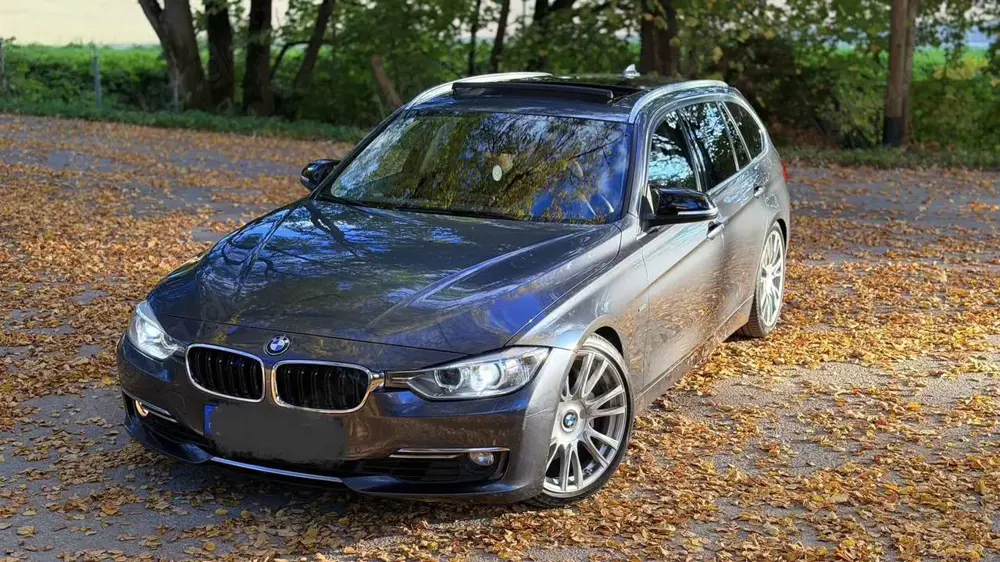 BMW 335 335d Touring xDrive Aut. Luxury Line
