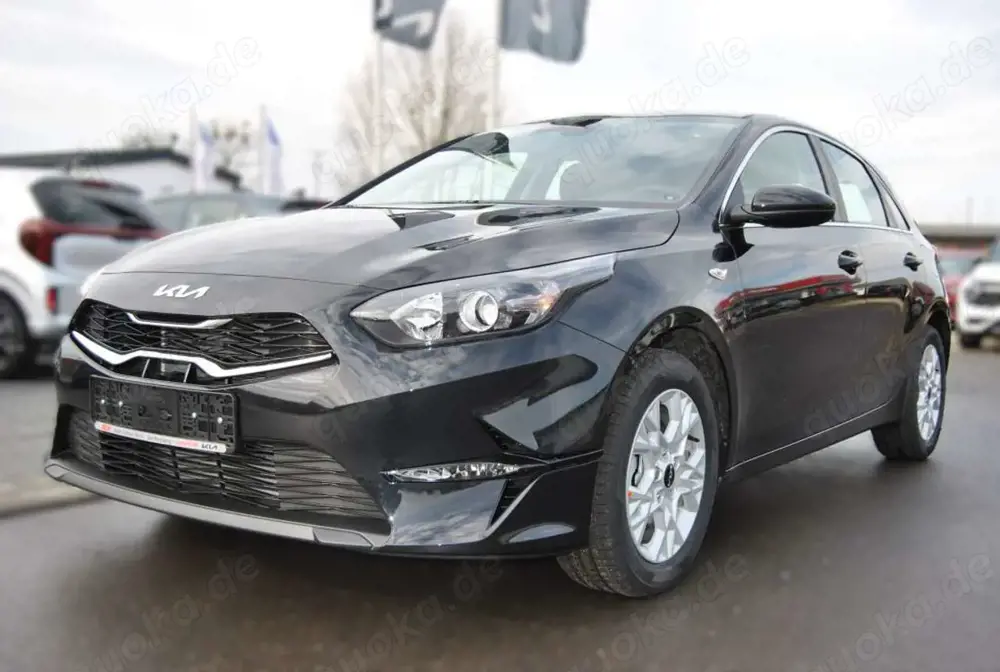 Kia Ceed / cee'd 1.5 T-GDI Vision UVP 31.179 EUR