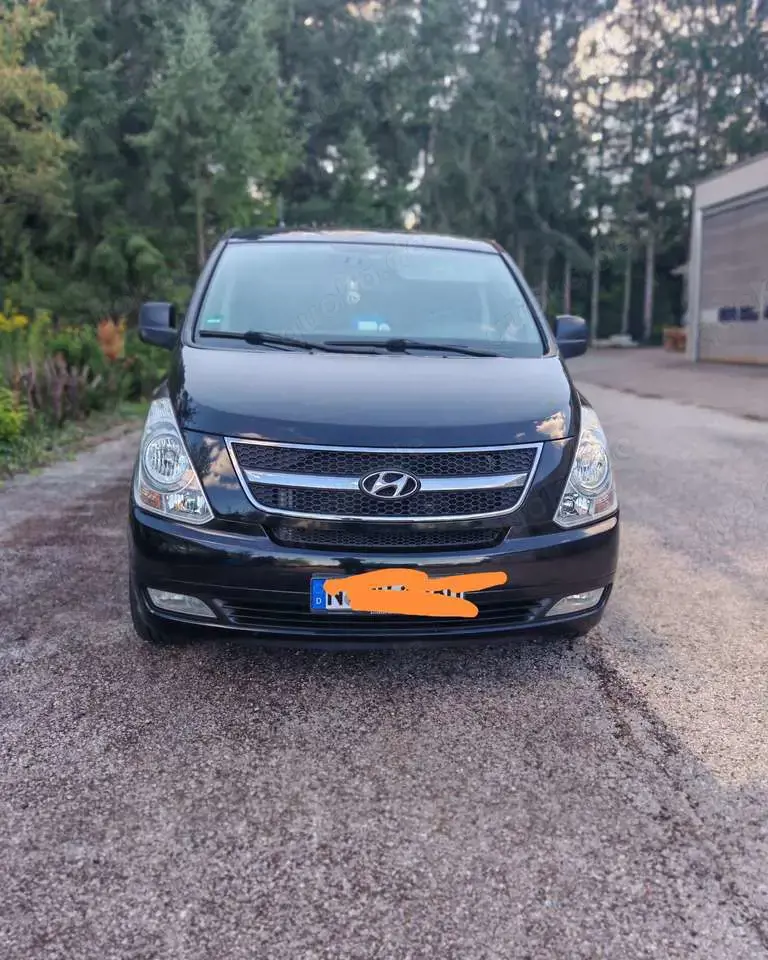 Hyundai H-1