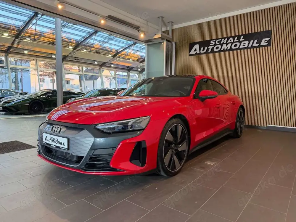 Audi e-tron GT VOLL/PANO/ALLRADLENKUNG/HUD/MASSAGE