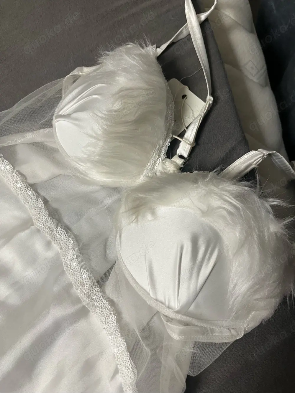 Eleganter, neuer Braut-Robe zu verkaufen