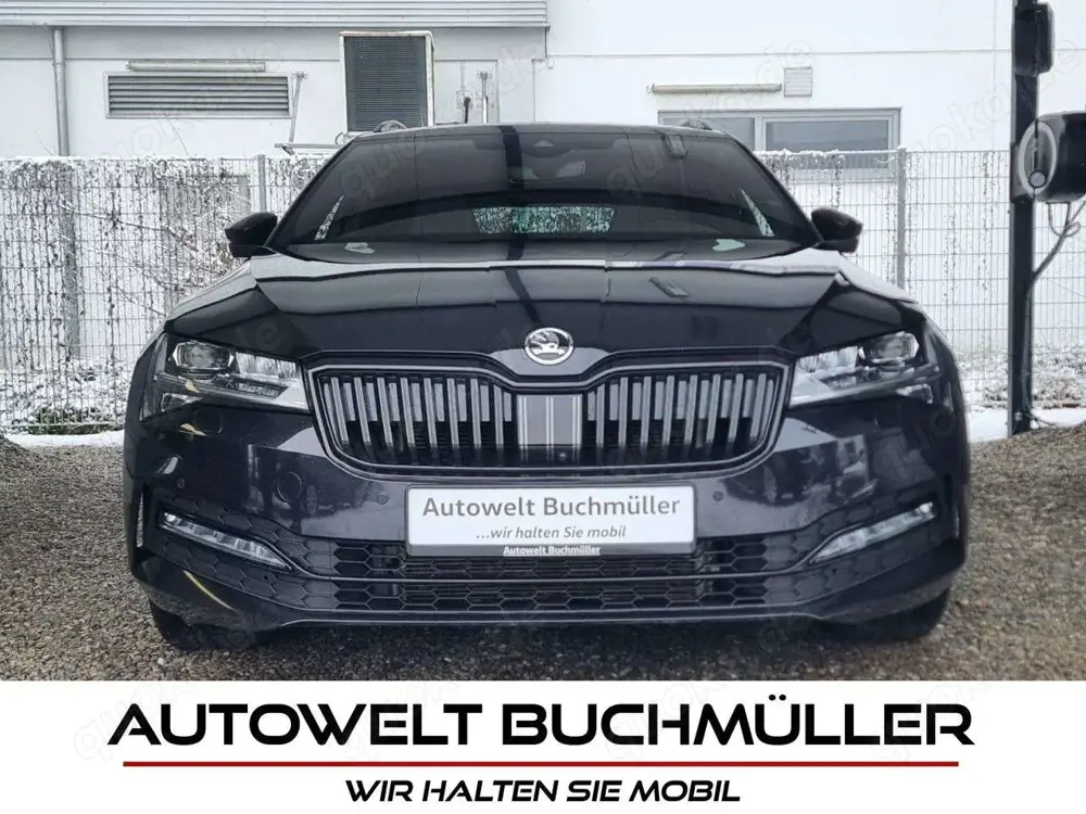 Skoda Superb 2.0 TDI DSG,SPORTLINE,STANDH,AHK,DCC,360
