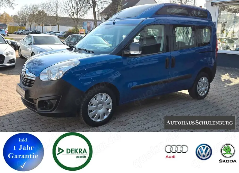 Opel Combo Panorama Rollstuhlumbau Rampe Kamera